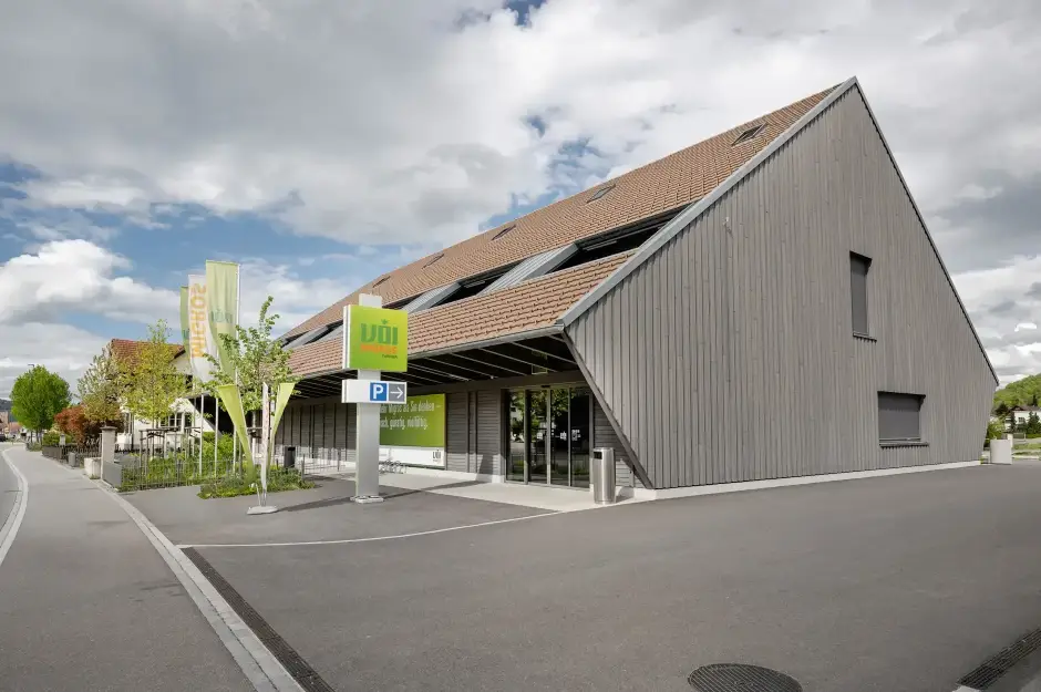 H31 B Foto Aussen Voi Einfahrt